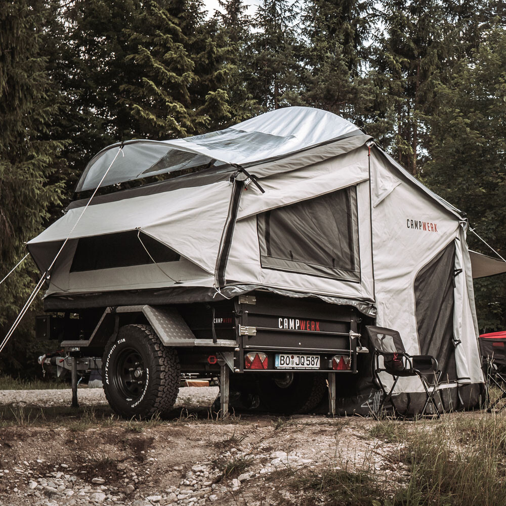 OFFROAD Zeltanhänger mit ECONOMY Anhängerzelt BLACK  SILVER EDITION
